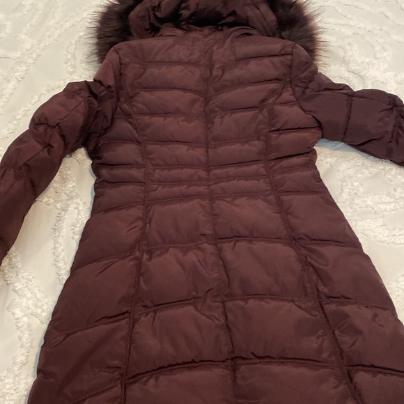 Puffer Coat with Faux Fur around hood - Picture 8 of 8